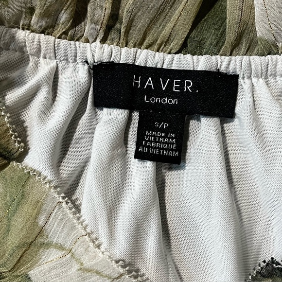 NWOT Haver London Ruffle Sleeve Blouse Leaf Print V-Neck Sleeveless size S - Picture 5 of 8